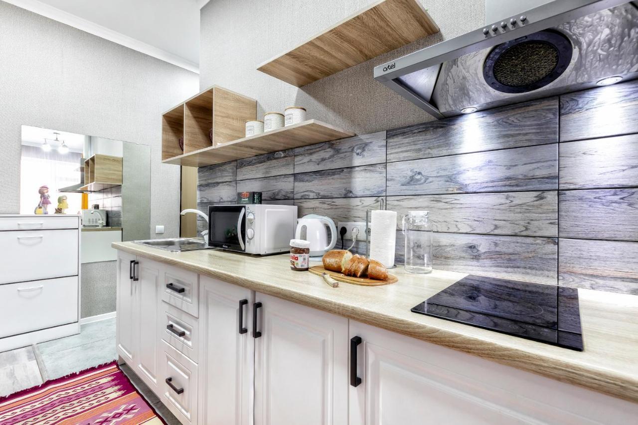 Cosy flat in the city center Astana Exterior photo