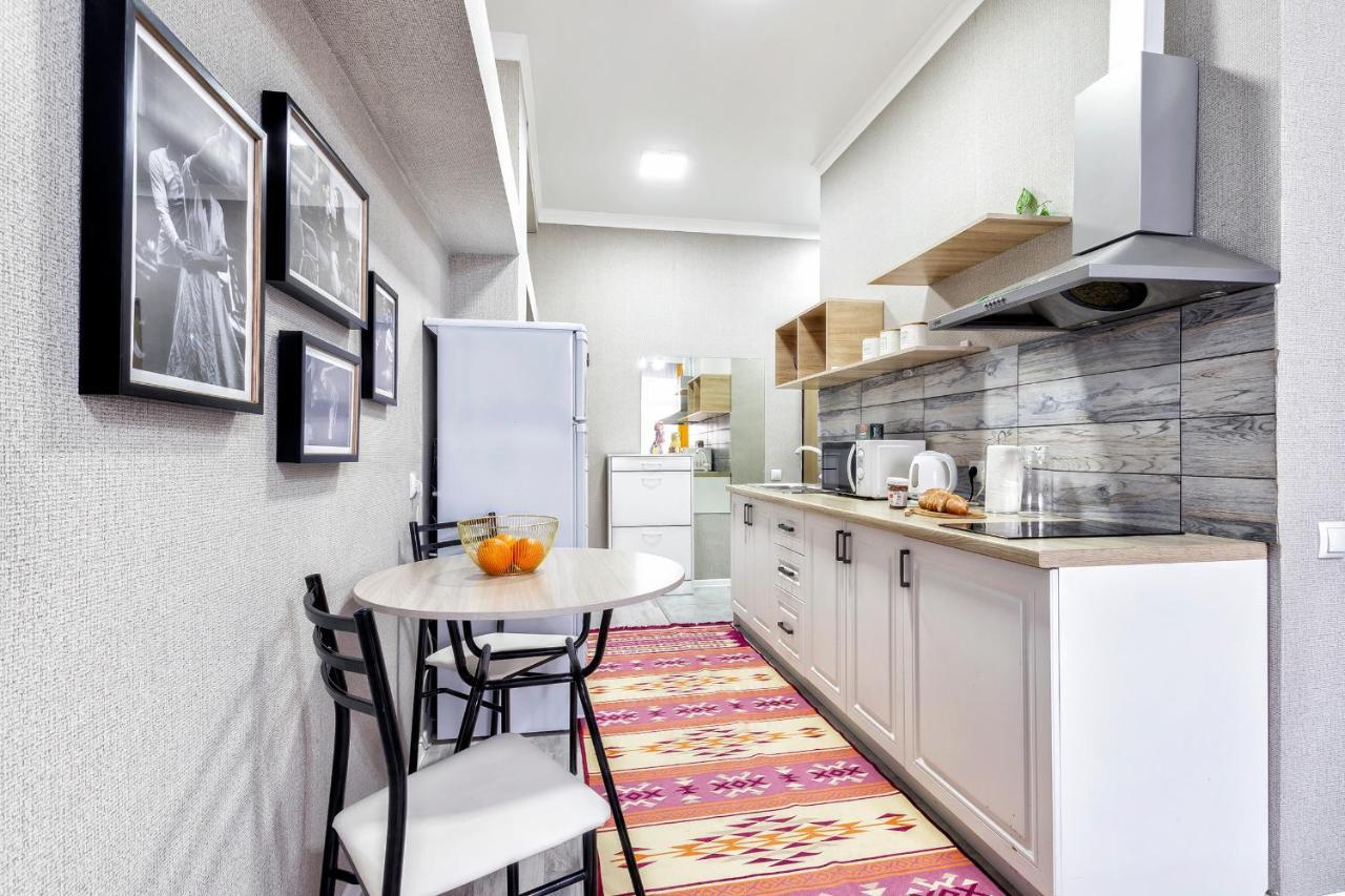 Cosy flat in the city center Astana Exterior photo
