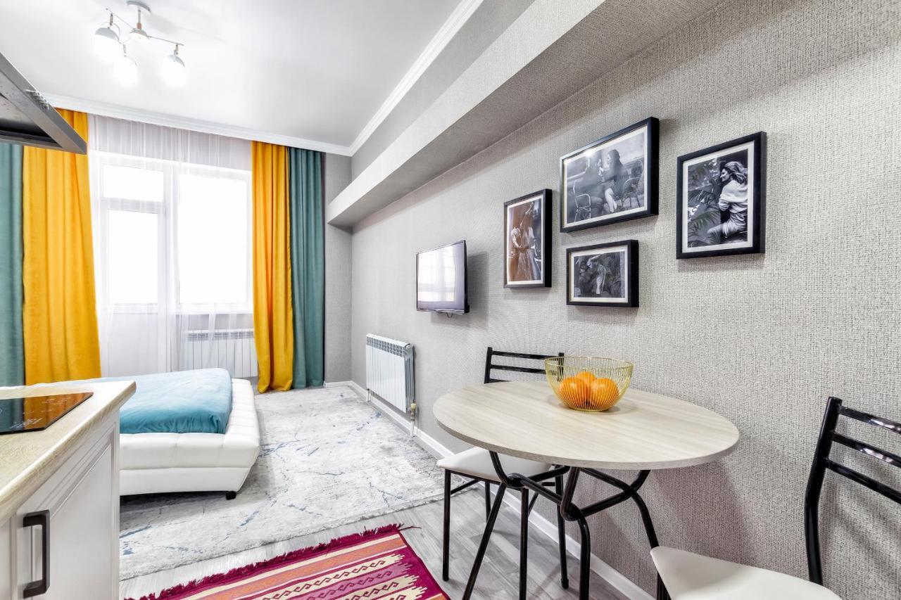 Cosy flat in the city center Astana Exterior photo